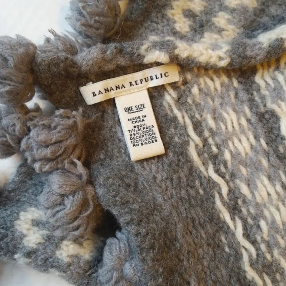 Banana Republic Alpaca Wool Pom Scarf